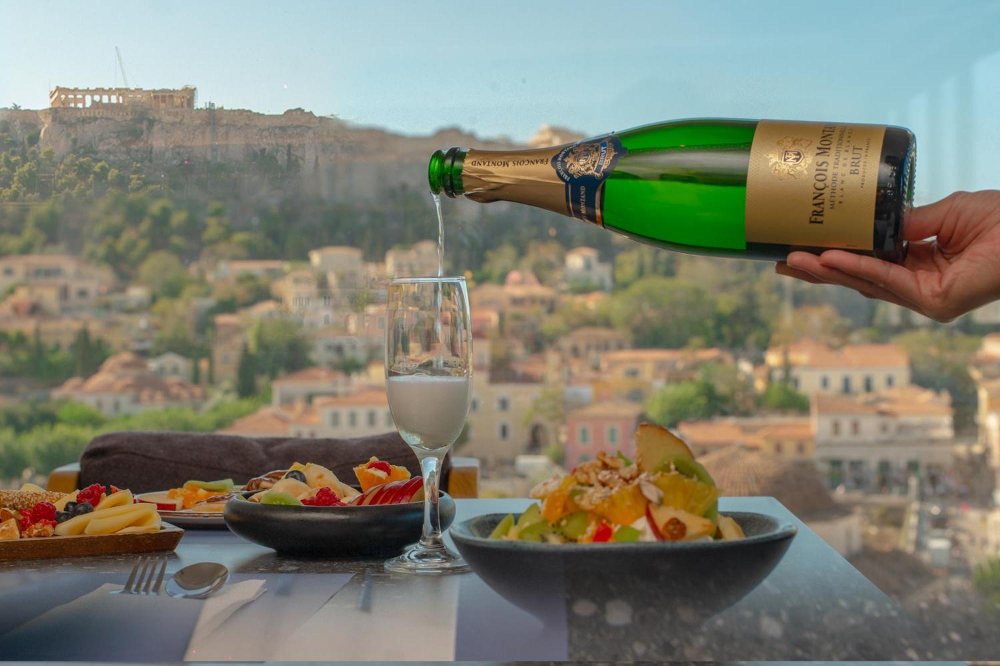 Downtown Suites By Athens Tower Bagian luar foto